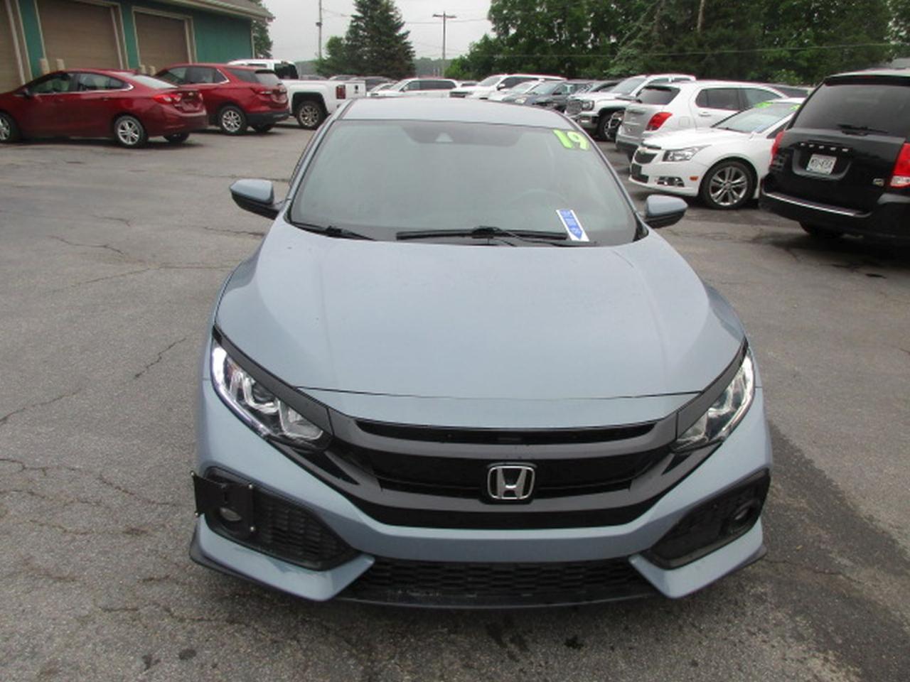 honda civic hatchback 2019 SHHFK7G45KU228388 image honda civic hatchback 2019 SHHFK7G45KU228388 image